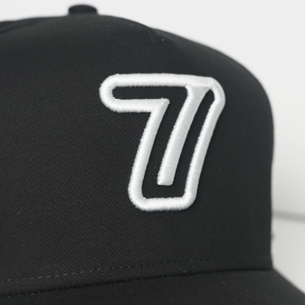 7 Iron Golf Essential Hat (Black)