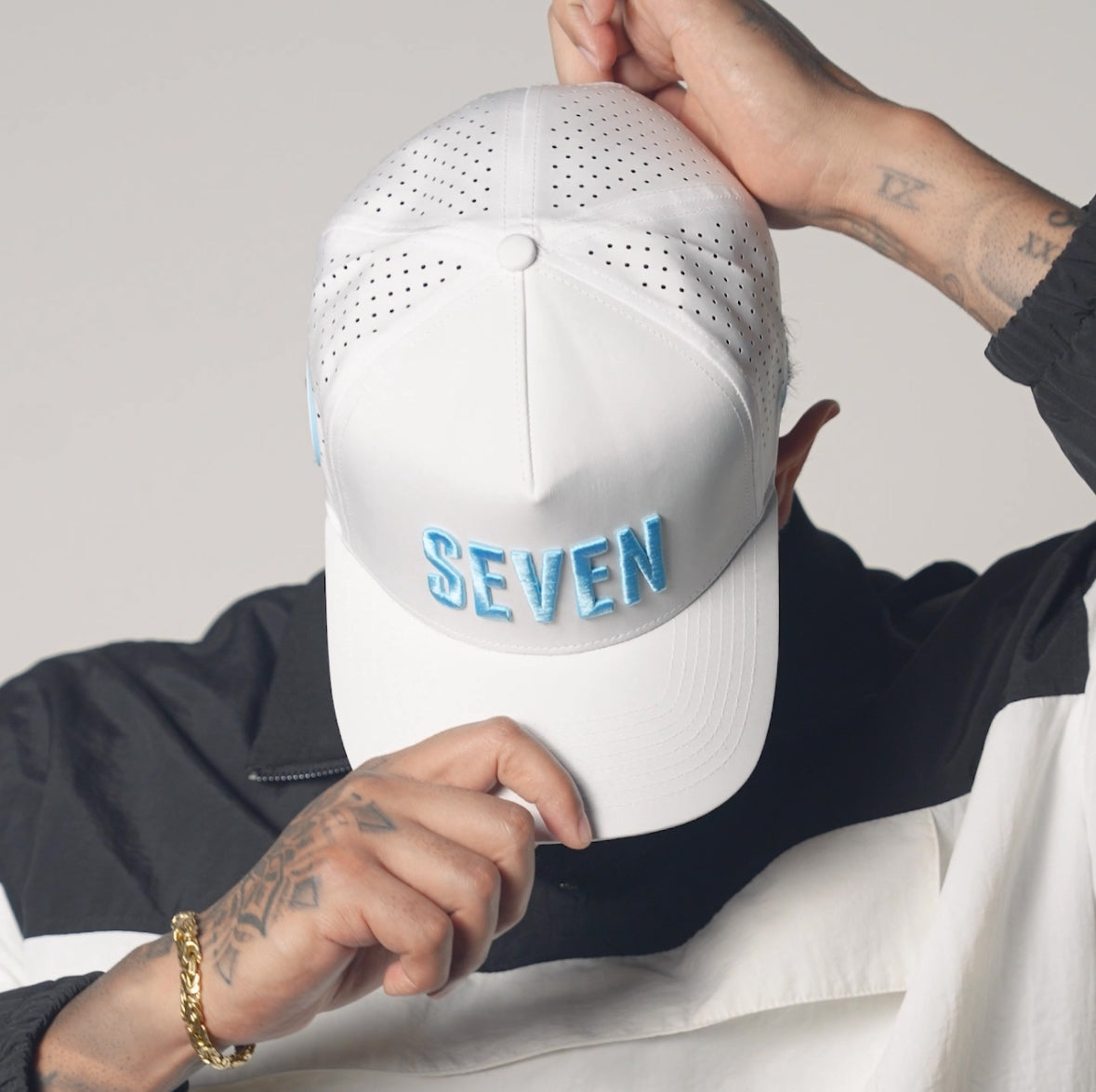 7 Iron Golf Performance Hat (Baby Blue)